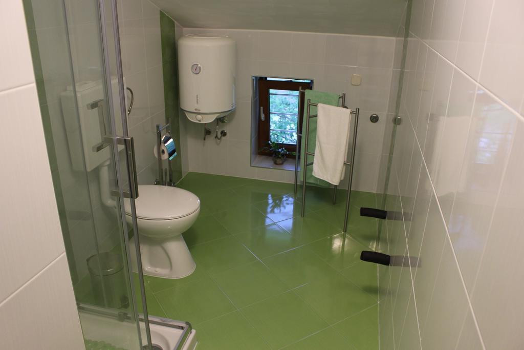 Novaki Motovunski Guesthouse Casetta Verde מראה חיצוני תמונה