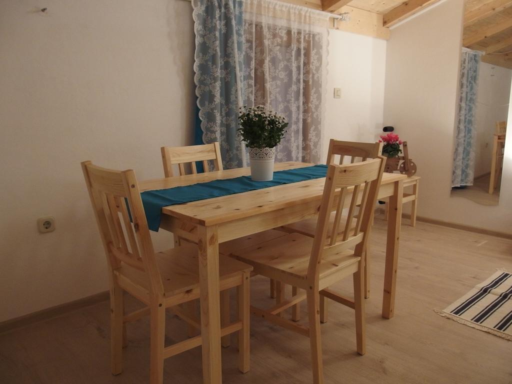 Novaki Motovunski Guesthouse Casetta Verde מראה חיצוני תמונה