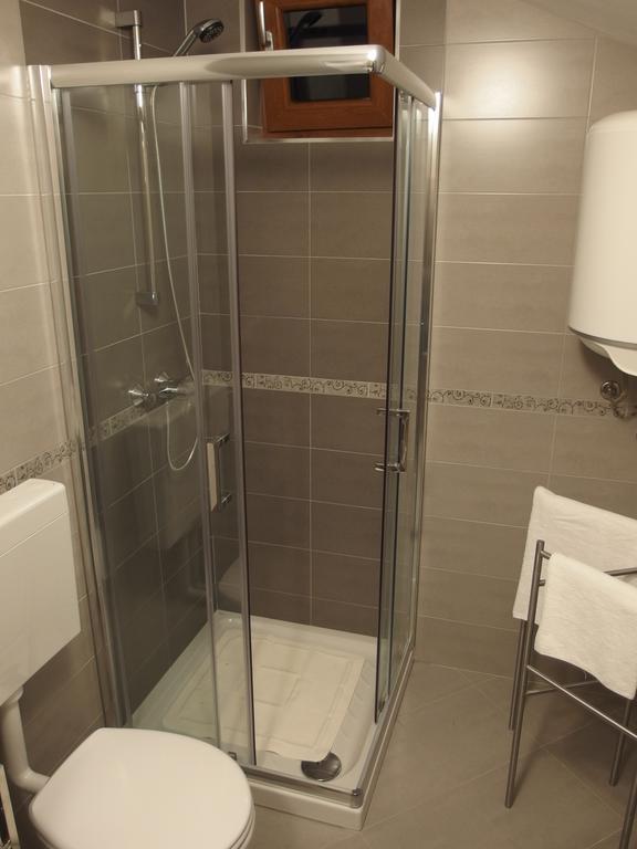 Novaki Motovunski Guesthouse Casetta Verde מראה חיצוני תמונה