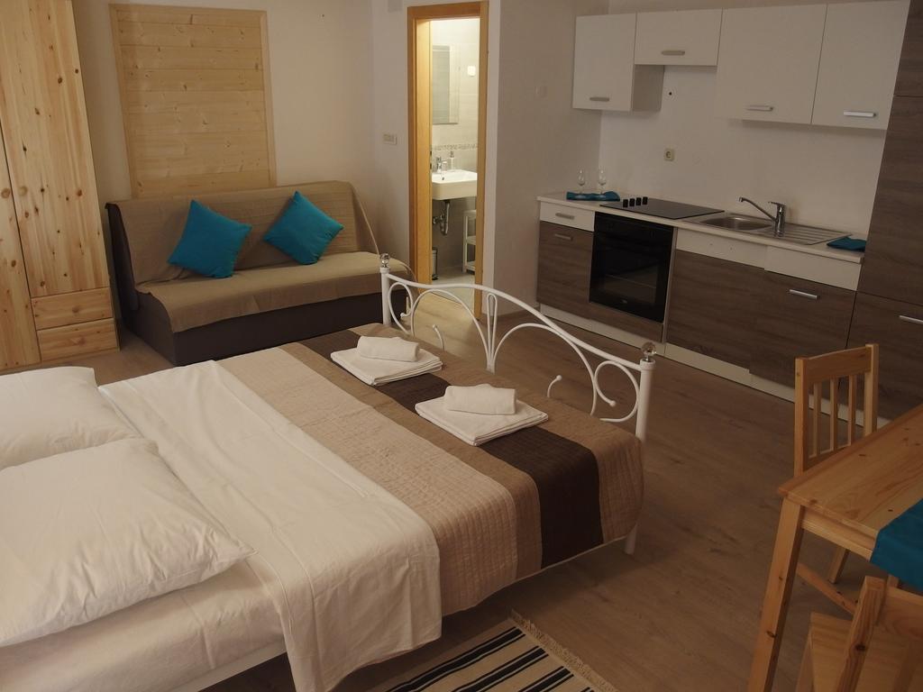 Novaki Motovunski Guesthouse Casetta Verde מראה חיצוני תמונה